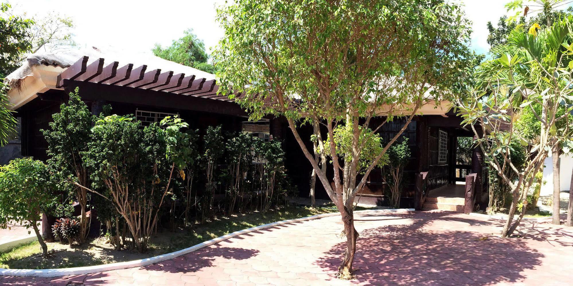 Blue Garden Resort Isla de Mactán Exterior foto